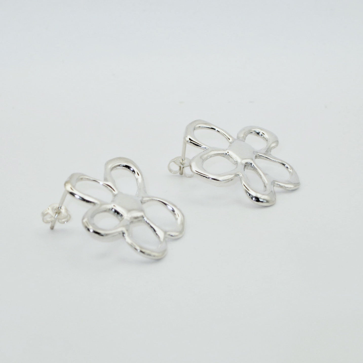 Flora Studs